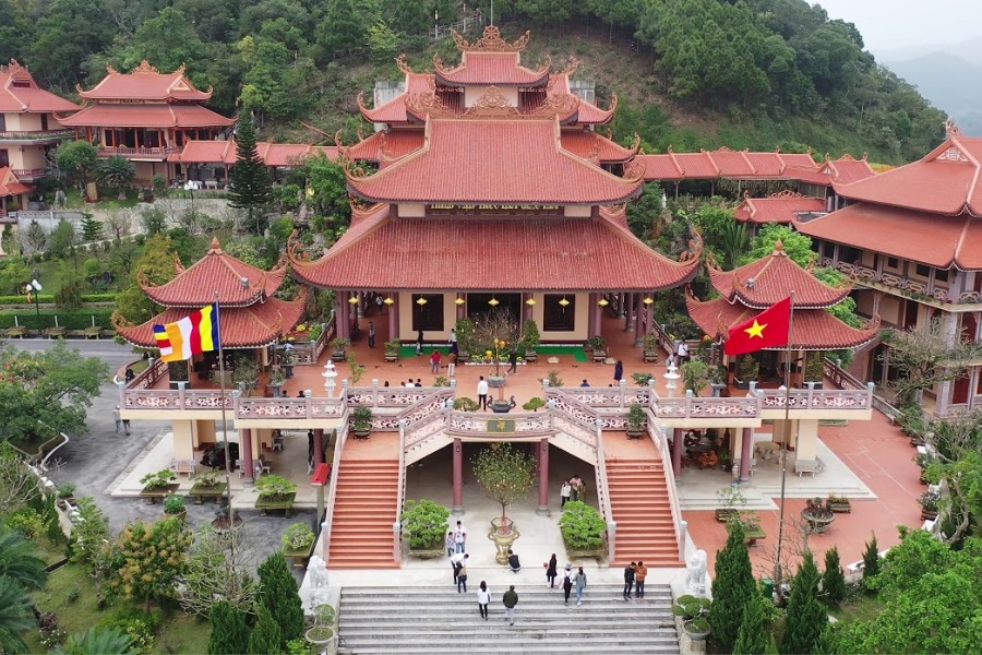Chùa Cái Bầu Huyện Vân Đồn