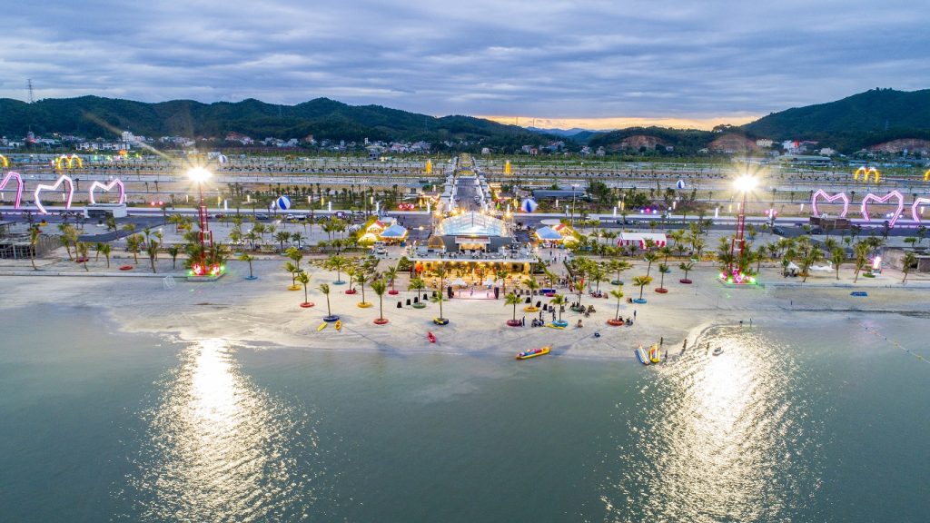 Phương Đông Vân Đồn