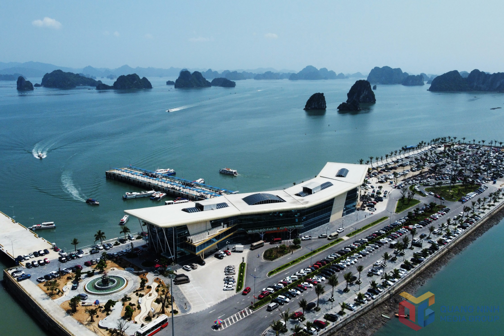 Cảng Quốc Tế Ao Tiên