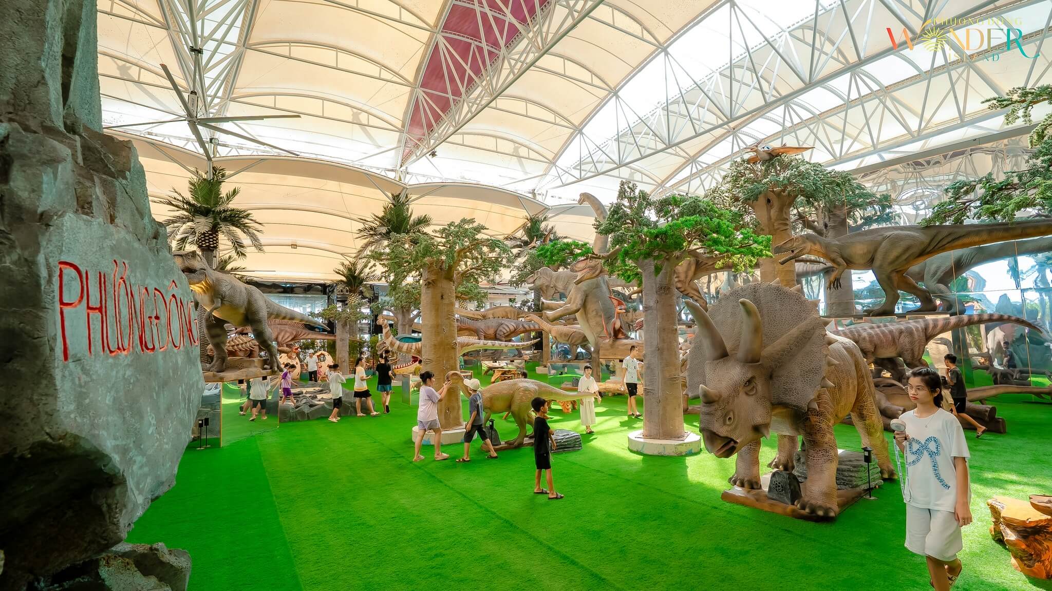 Đêm nhạc Phương Đông Vân Đồn