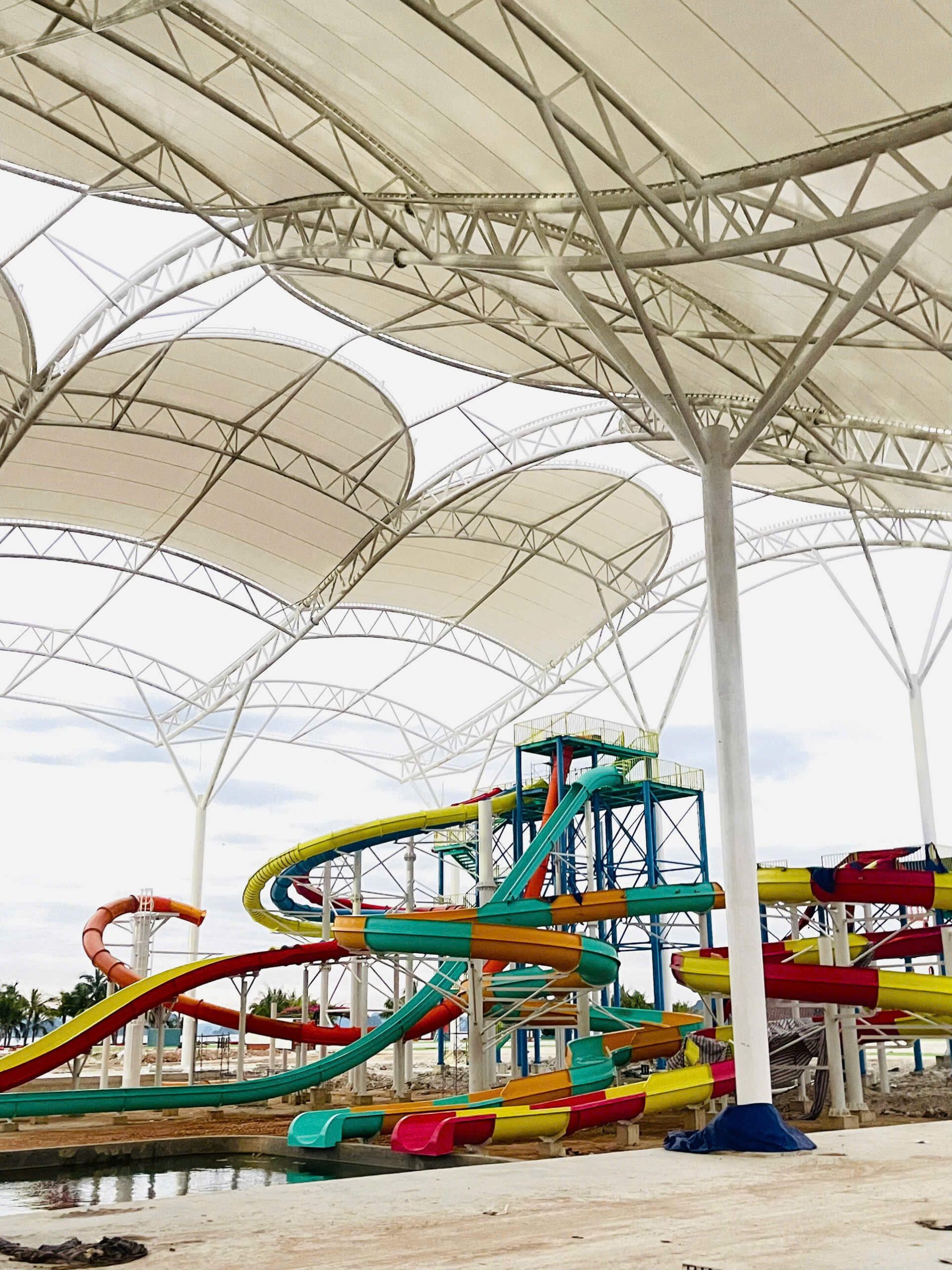 Công viên nước Phương Đông Vân Đồn