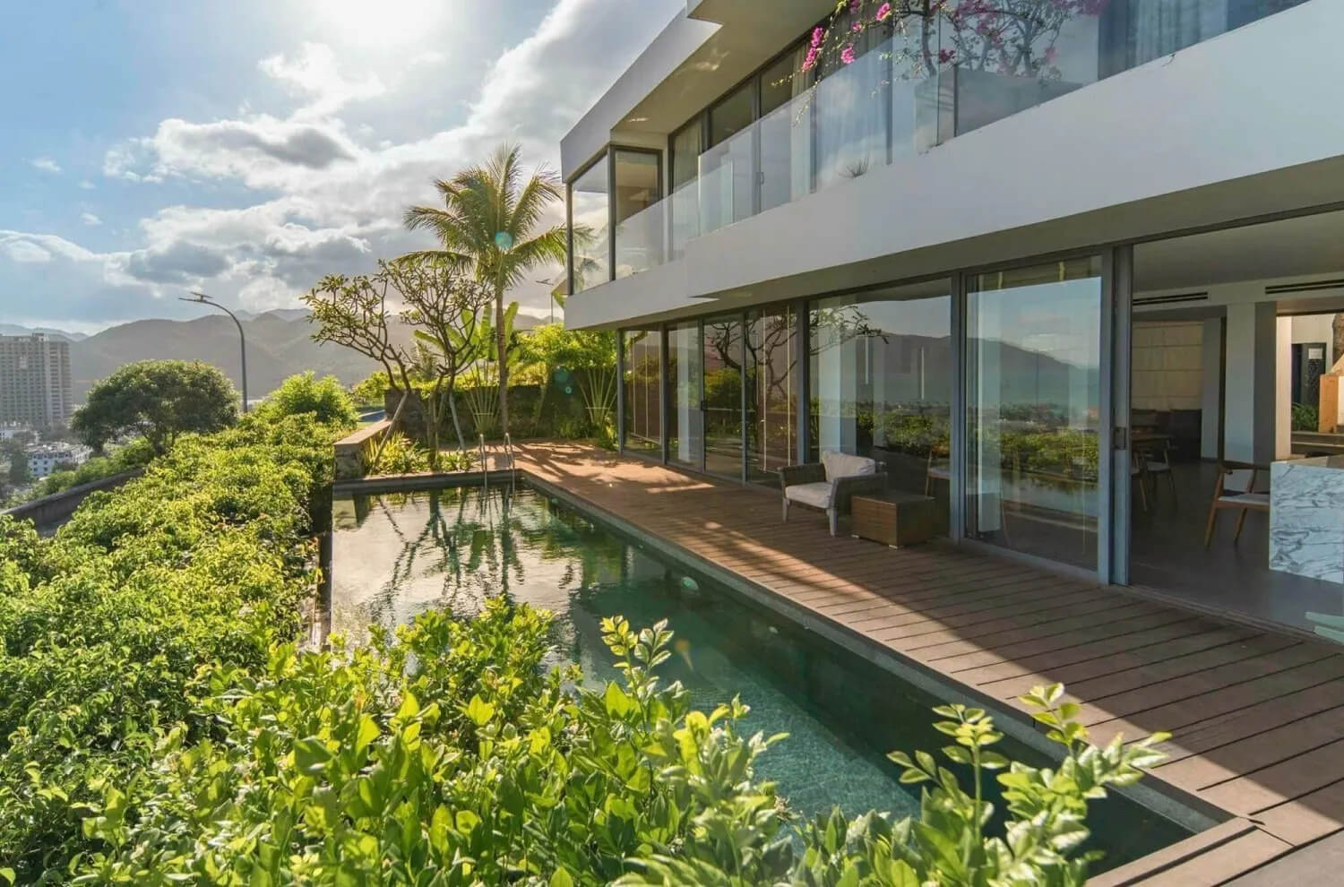 Pháp lý sổ hồng lâu dài – “Bảo bối” gia tăng giá trị tài sản tại Anh Nguyễn Horizon