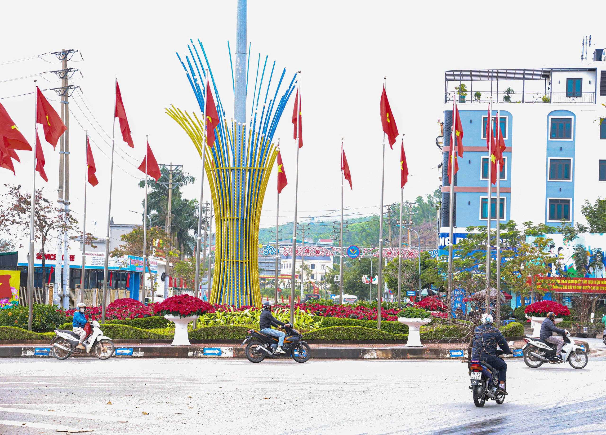 Sắc xuân rạng rỡ bao phủ đặc khu Vân Đồn dịp Tết Bính Ngọ 2026